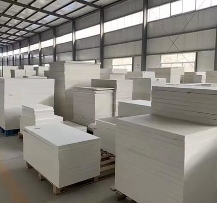 Op maat gemaakte vuurvaste plaat 1430C Aluminium silicaatvezelplaat Ovenvoering Keramische platen