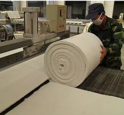 Hoogtemperatuurisolatie Keramische vezelwol Aanpassing van aluminium silicaat Keramische vezelproducten