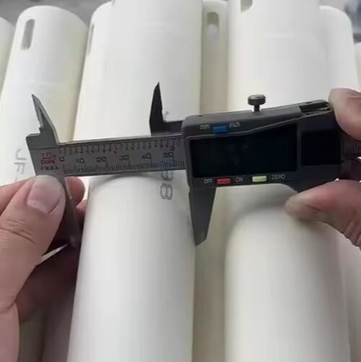 Hoogtemperatuur 99% Al2o3 vuurvaste keramische buisbuis Aluminium keramische rol voor keramische oven