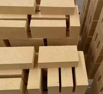 Rongsheng Hoogtemperatuur Aluminium Brick Refractaire Thermal Shock Resistant Alumina Silicaat Vuurstenen Voor Hoogoven
